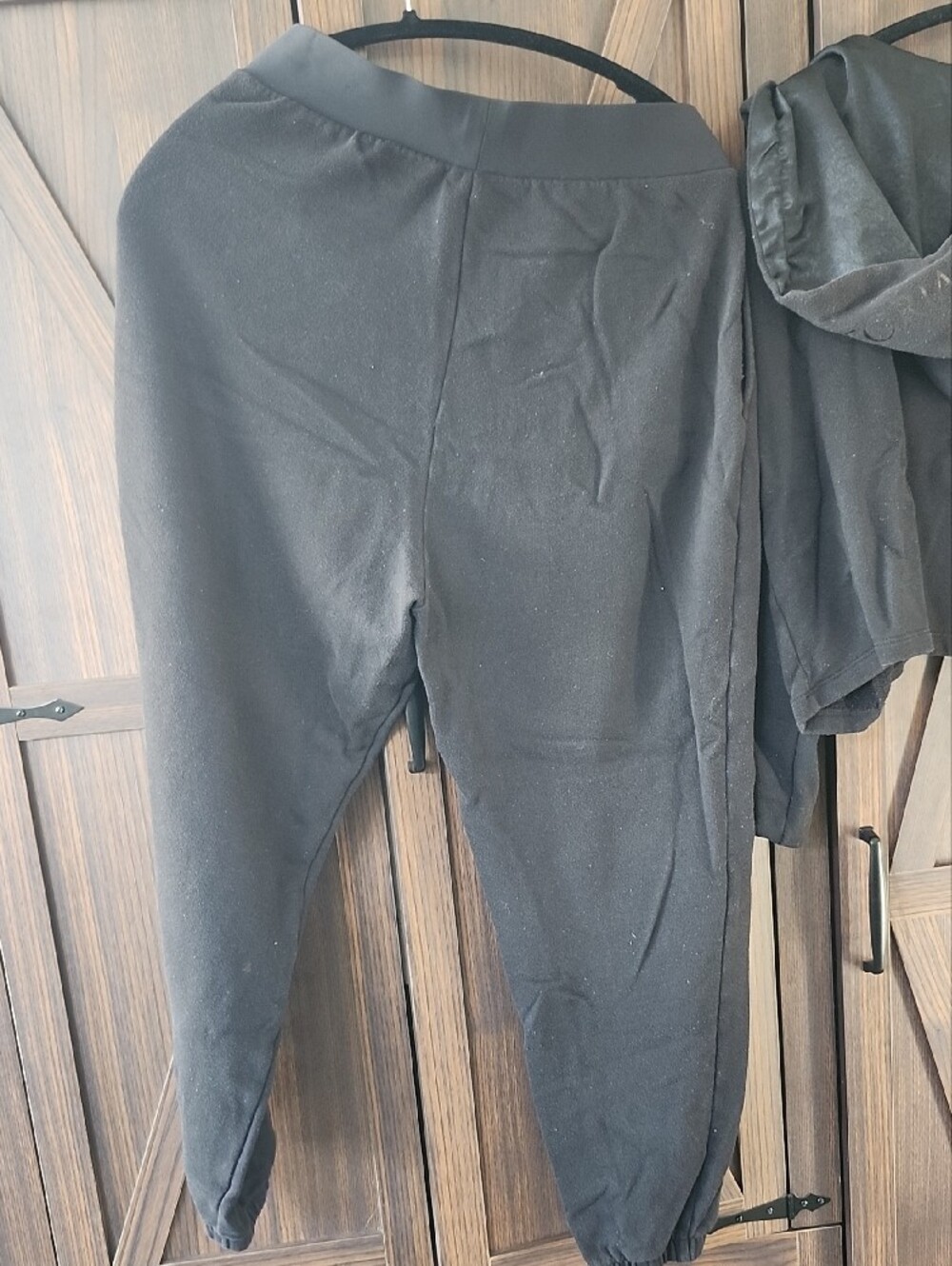 Victoria's Secret Black V‑Neck Cropped Hoodie - Picture 9 of 10